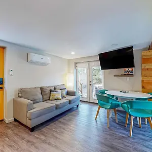 The Florida Sweetheart Apartment